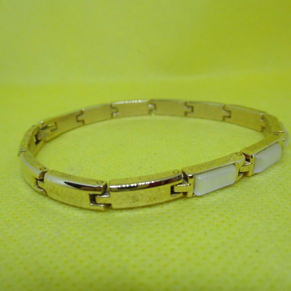 Moonglow Gold Tone Panel Sectional Bracelet White Moonglow Lucite Bars Gold Tone - Picture 7 of 10
